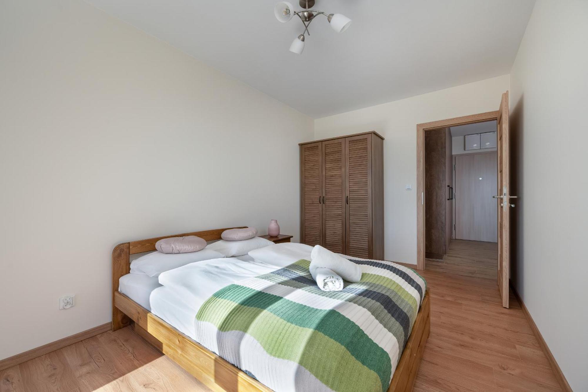 Wroclaw 1-Bedroom Apartment With Parking & Balcony By Noclegi Renters 外观 照片